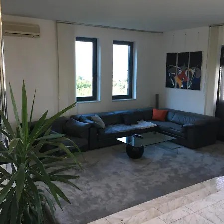 Apartment Luxury With Private Pool And 2 Bedrooms In Bay View