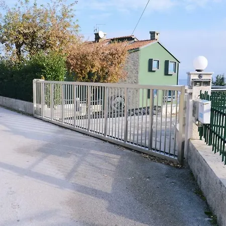 Apartment Luxury With Private Pool And 2 Bedrooms In Bay View *